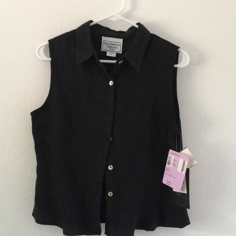 Carol Anderson Collection Petite Top.